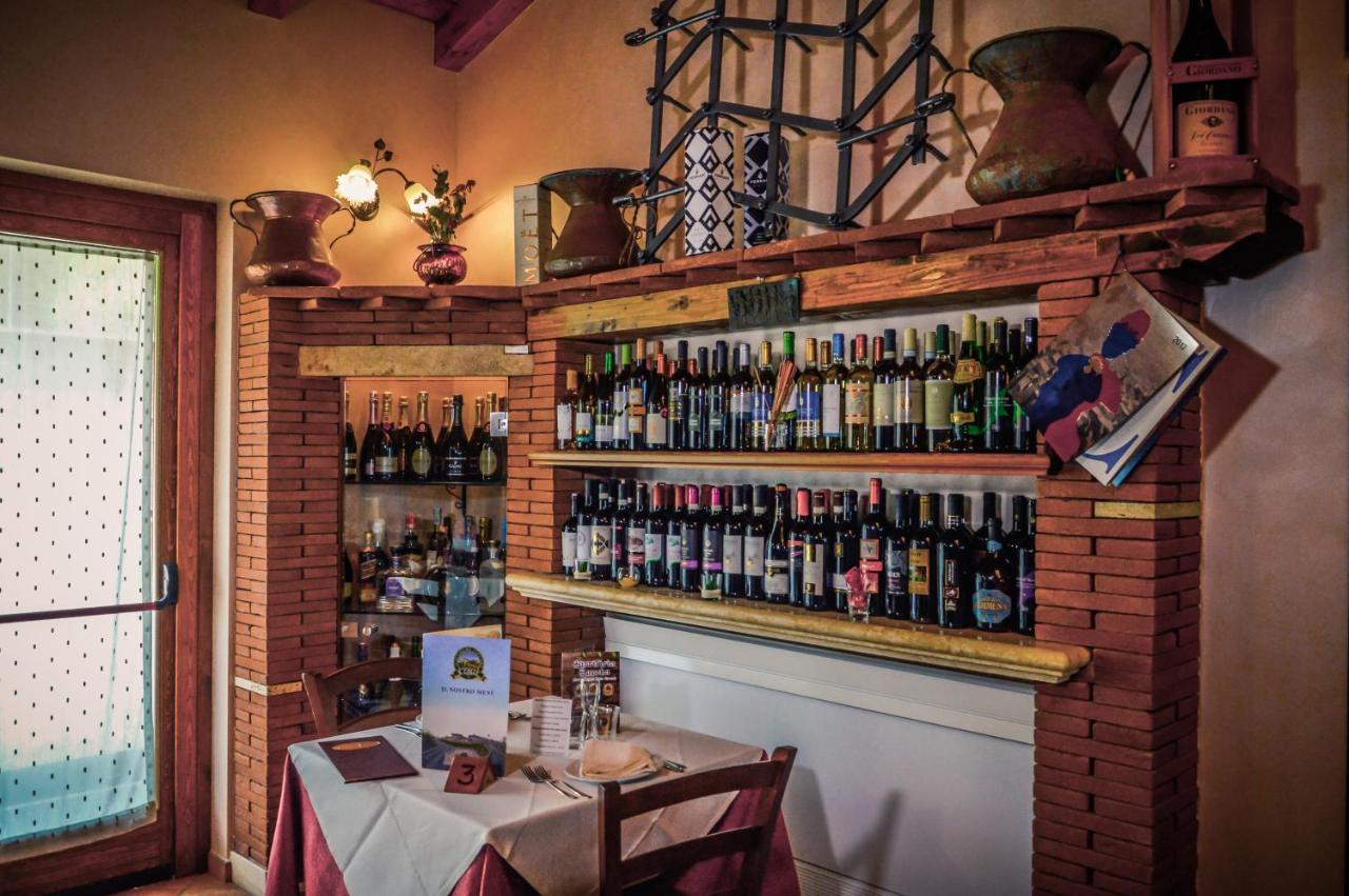 Agriturismo Ciociaro " Il Colle " Hotel Ristorante Чепрано Экстерьер фото