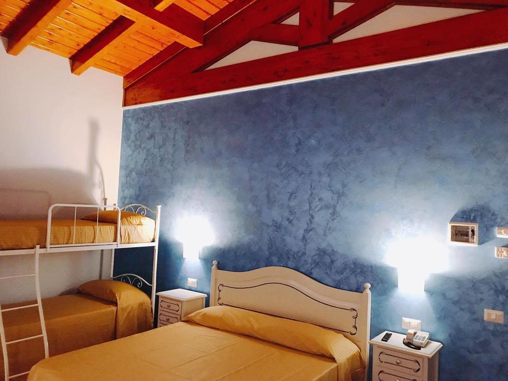 Agriturismo Ciociaro " Il Colle " Hotel Ristorante Чепрано Экстерьер фото