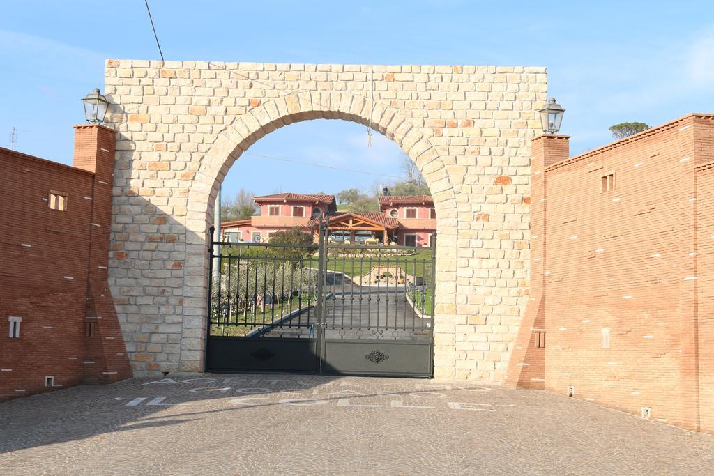 Agriturismo Ciociaro " Il Colle " Hotel Ristorante Чепрано Экстерьер фото